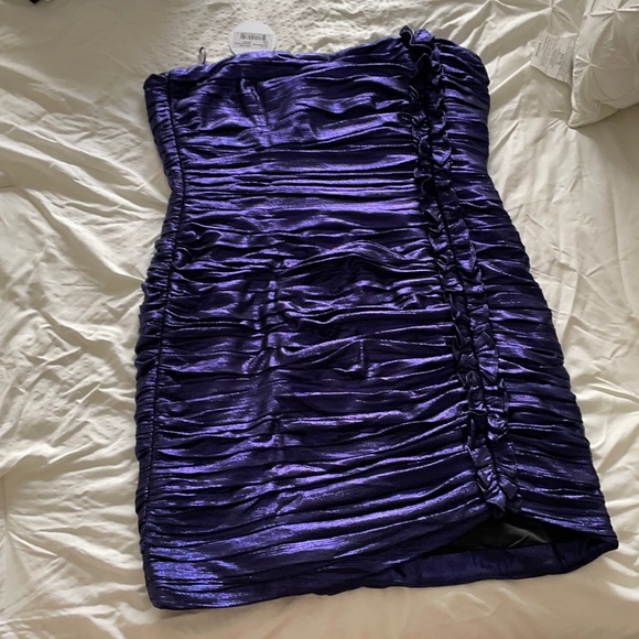 Sexy Lamé Mini by Retrofête [brand new w/ tags] - Picture 3 of 4